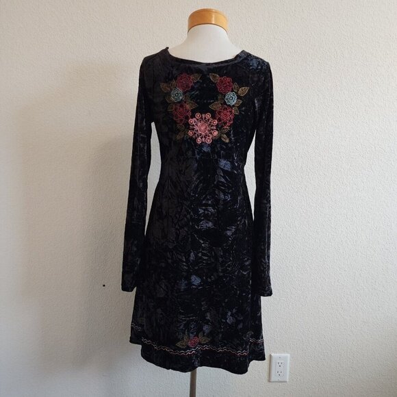 Roper Floral Embroidered Black Crushed Velvet Sharkbite Hem Western Dress S - Picture 5 of 11